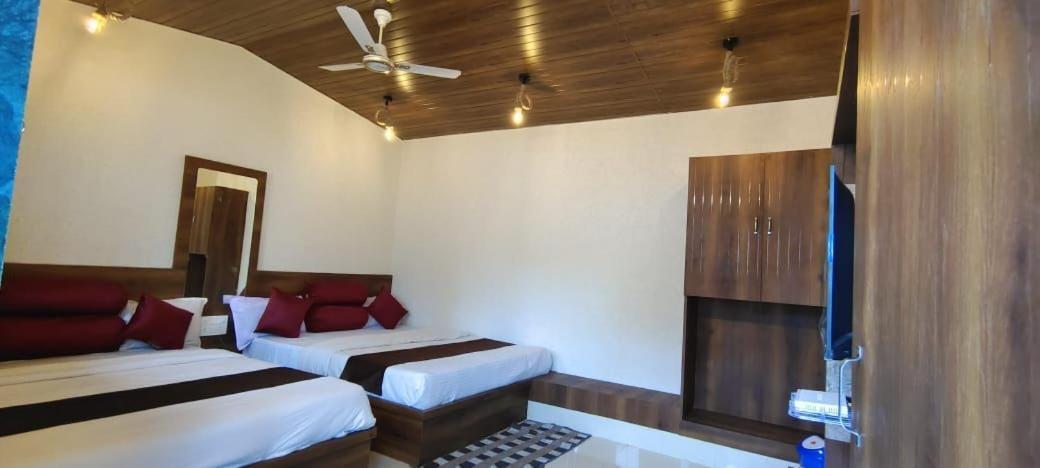 Hotel Payal & Restaurent Pachmarhī المظهر الخارجي الصورة