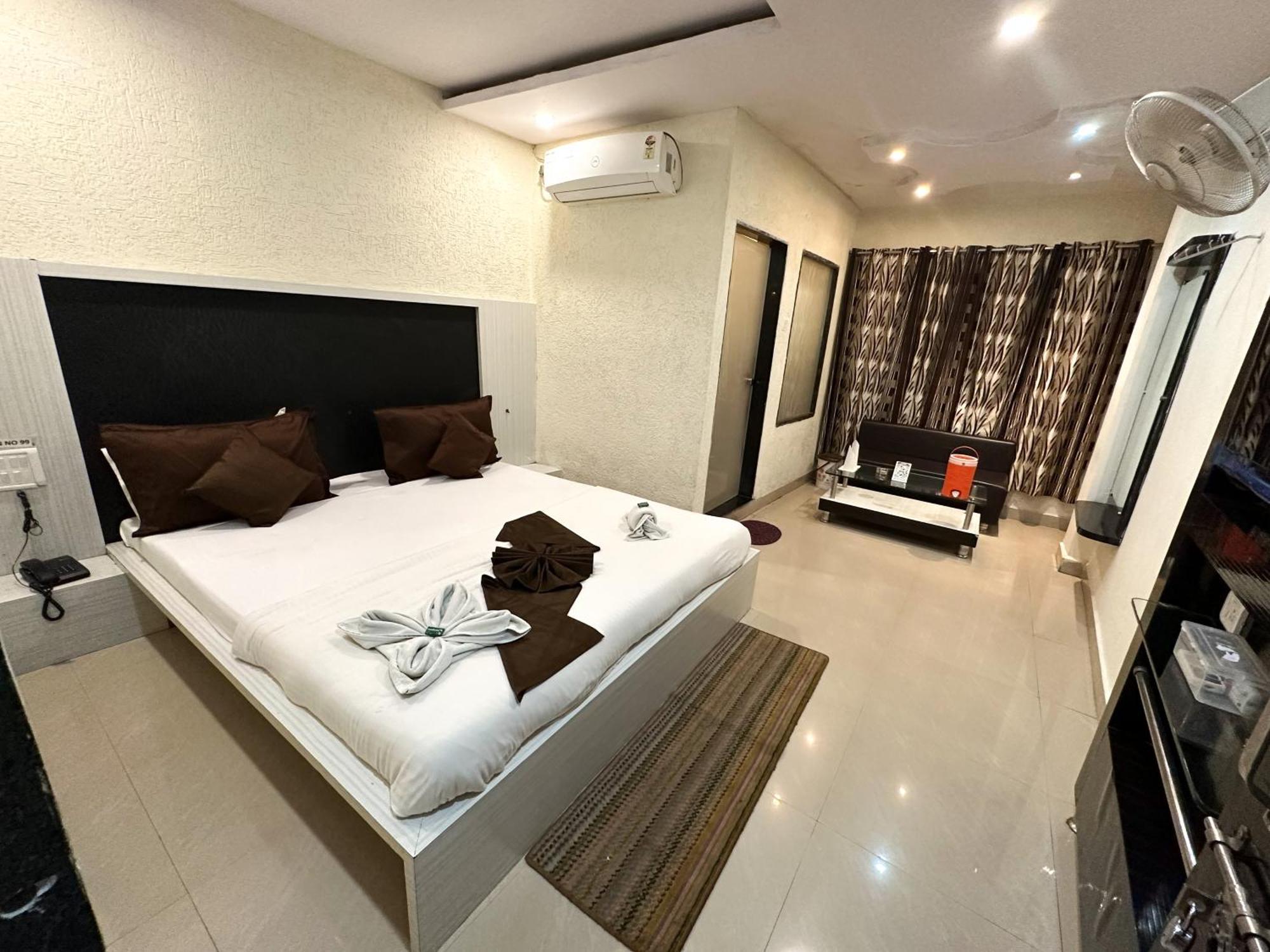Hotel Payal & Restaurent Pachmarhī المظهر الخارجي الصورة